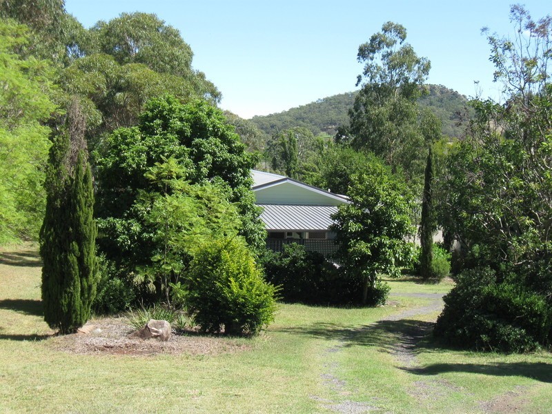 15 Manor street, Drayton QLD 4350