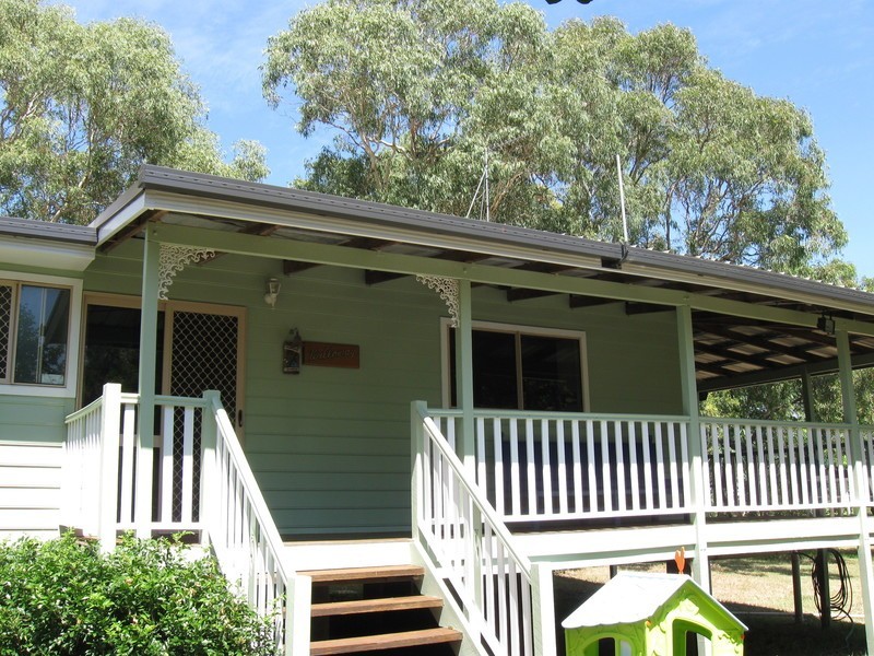 15 Manor street, Drayton QLD 4350