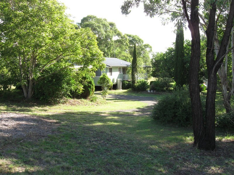 15 Manor street, Drayton QLD 4350