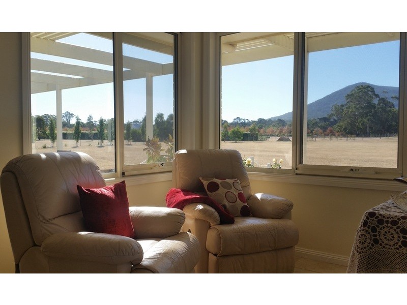 15 Hammet Place, Macedon VIC 3440