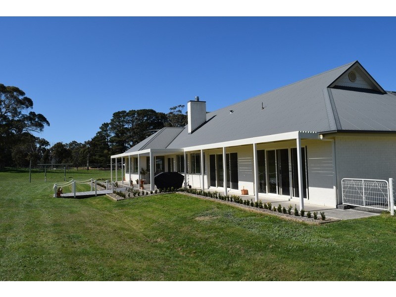 15 Hammet Place, Macedon VIC 3440