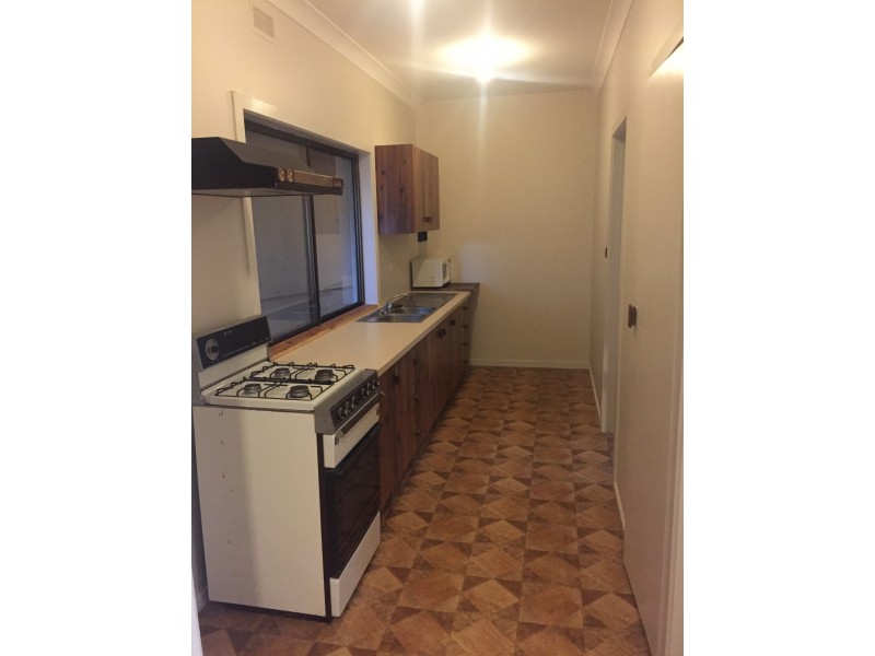 21a Lake Street, Reservoir VIC 3073