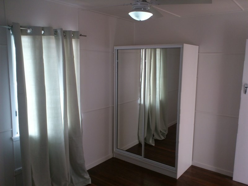 39 Glenmore St, Kallangur QLD 4503