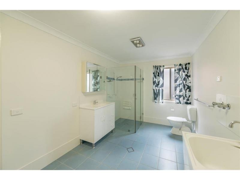 473 Pine Ridge Road, Runaway Bay QLD 4216