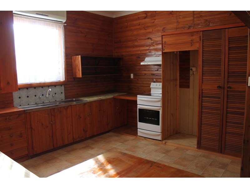 10 Werriston Road, Werris Creek NSW 2341