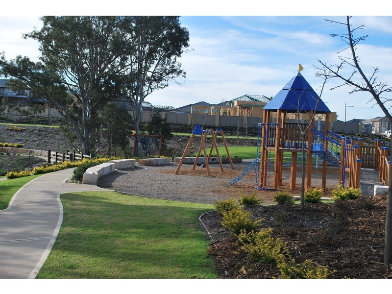 4 Cummins Loop, Harrington Park NSW 2567