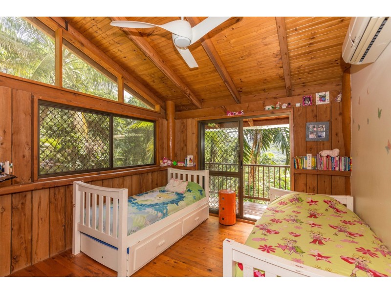2 Lydia Street, Smithfield QLD 4878