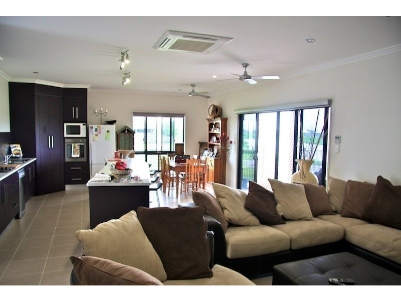 16 Sorento Way, Zilzie QLD 4710