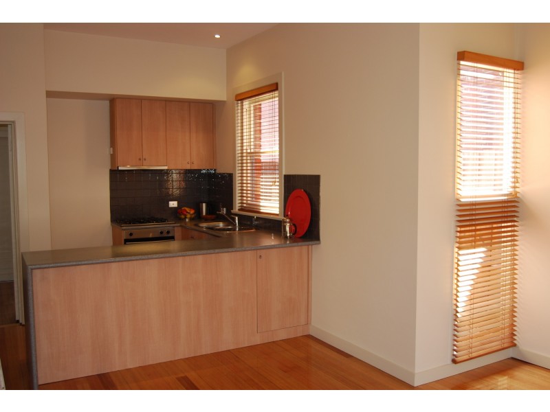 42 Lithgow Street, Abbotsford VIC 3067