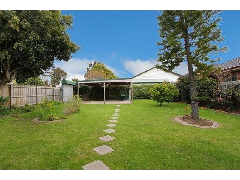 93 Henty, Reservoir VIC 3073