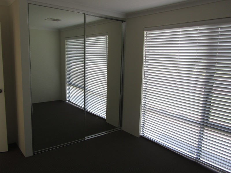 31 Queen Pararde, Wannanup WA 6210