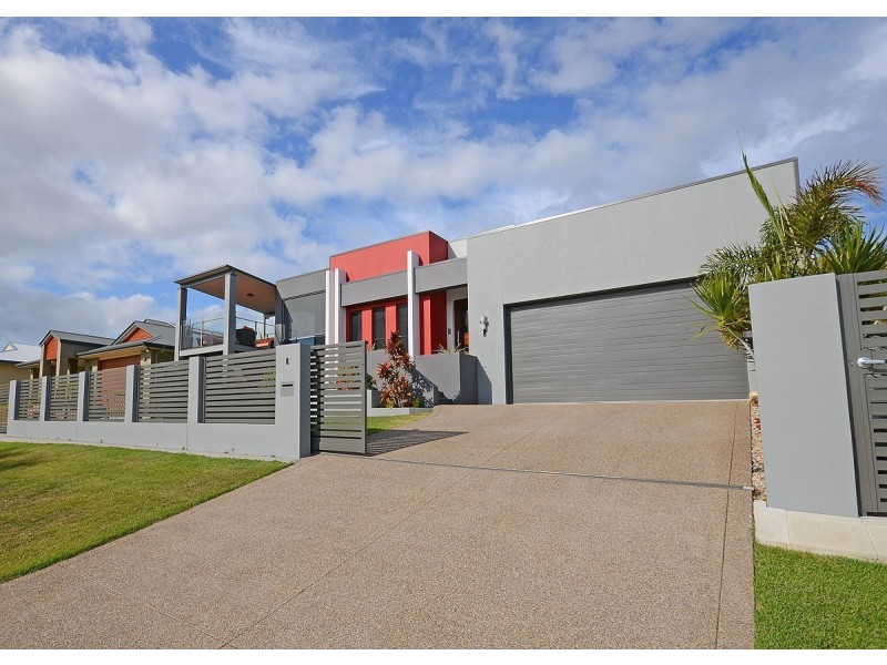 8 Pohlman Court, Scarness QLD 4655