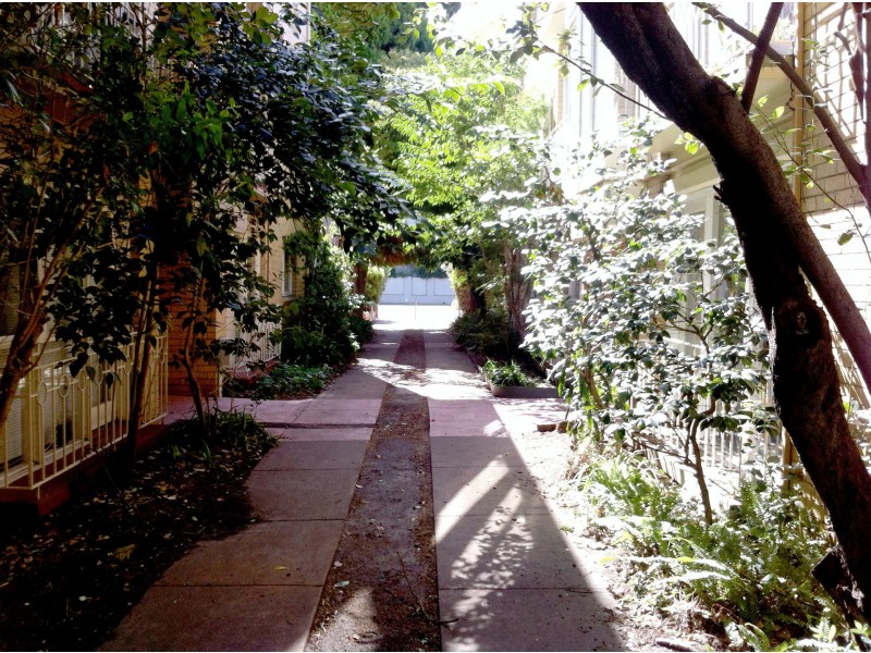 4/65 Tennyson Street, Elwood VIC 3184