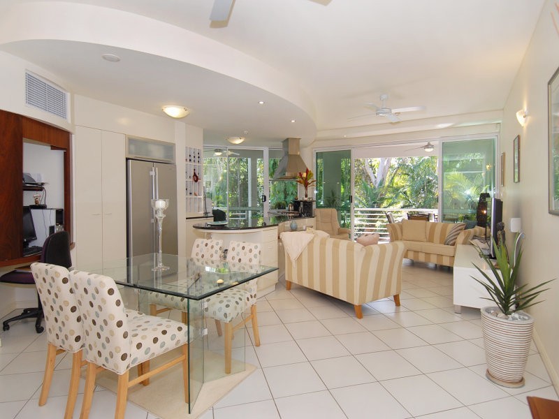 2-4 Deauville Close, Cairns QLD 4870