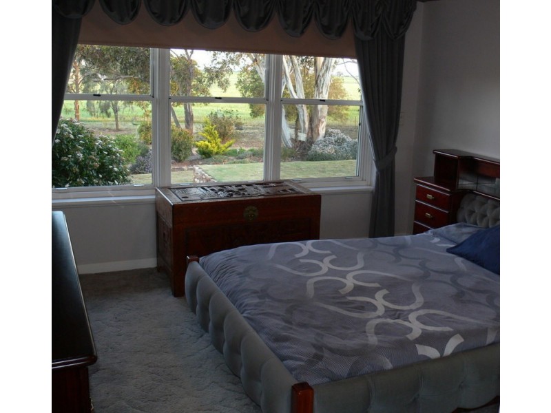 180  Neindorf Road, Robertstown SA 5381