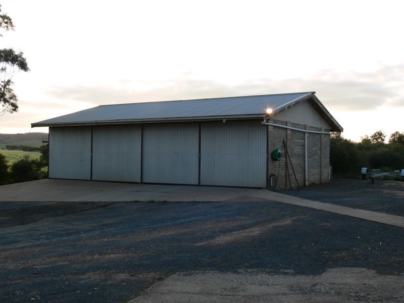 180  Neindorf Road, Robertstown SA 5381