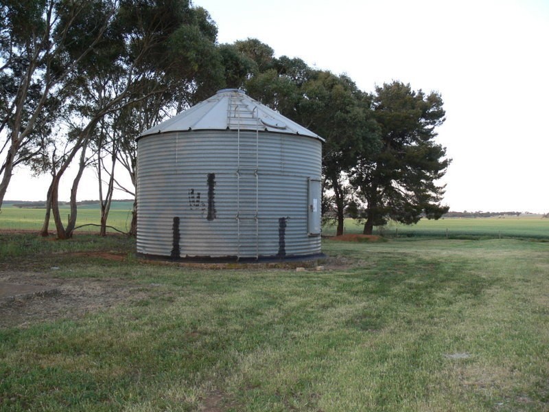 180  Neindorf Road, Robertstown SA 5381