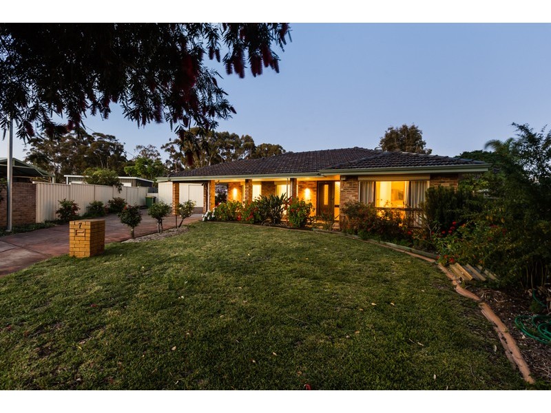 7 Starick Way, Gosnells WA 6110