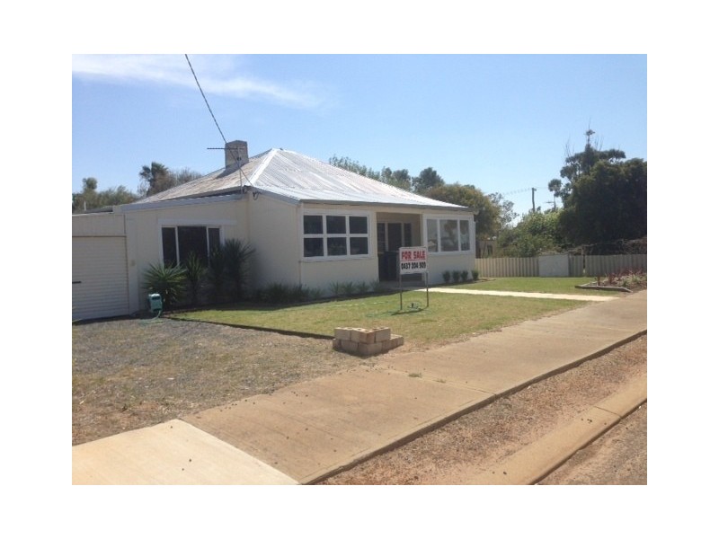 11 SCADDEN STREET, Kukerin WA 6352