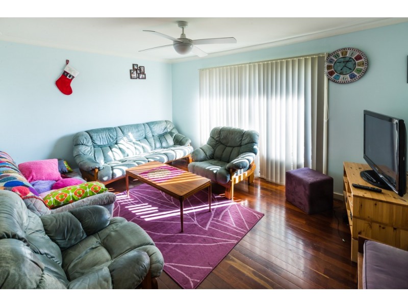 30 Simons Way, Langford WA 6147