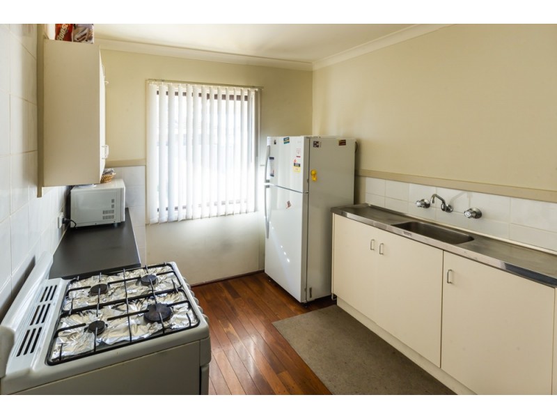 30 Simons Way, Langford WA 6147