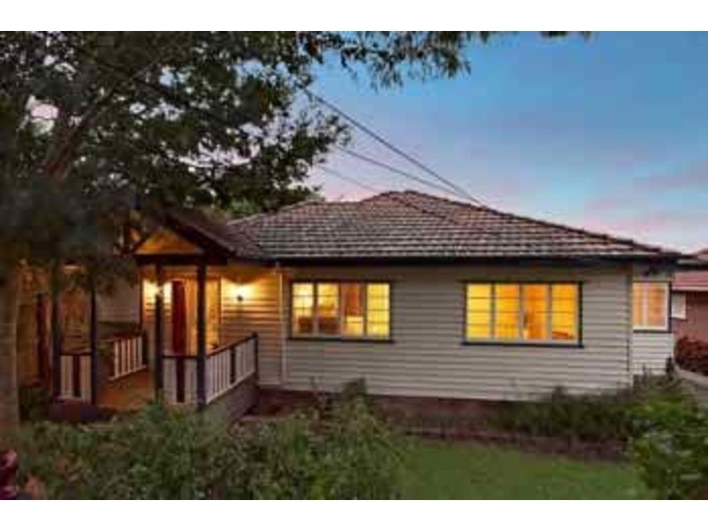 21 Paxton Street, Holland Park QLD 4121
