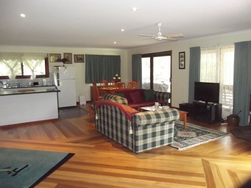 9 Mattsson Street, Gipsy Point VIC 3891