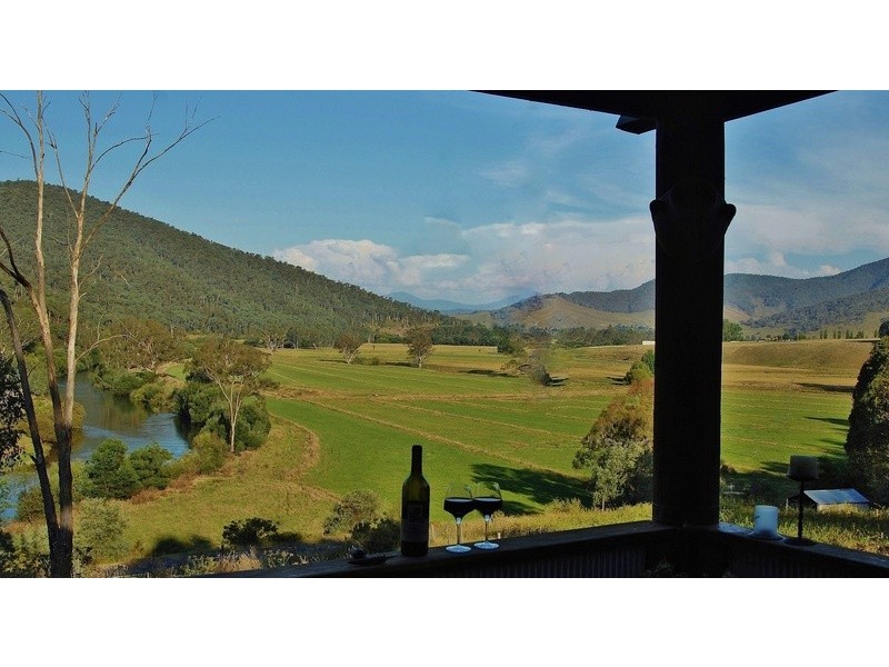 3256 Omeo Highway, Tallandoon VIC 3701