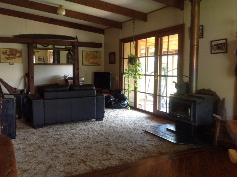 3256 Omeo Highway, Tallandoon VIC 3701