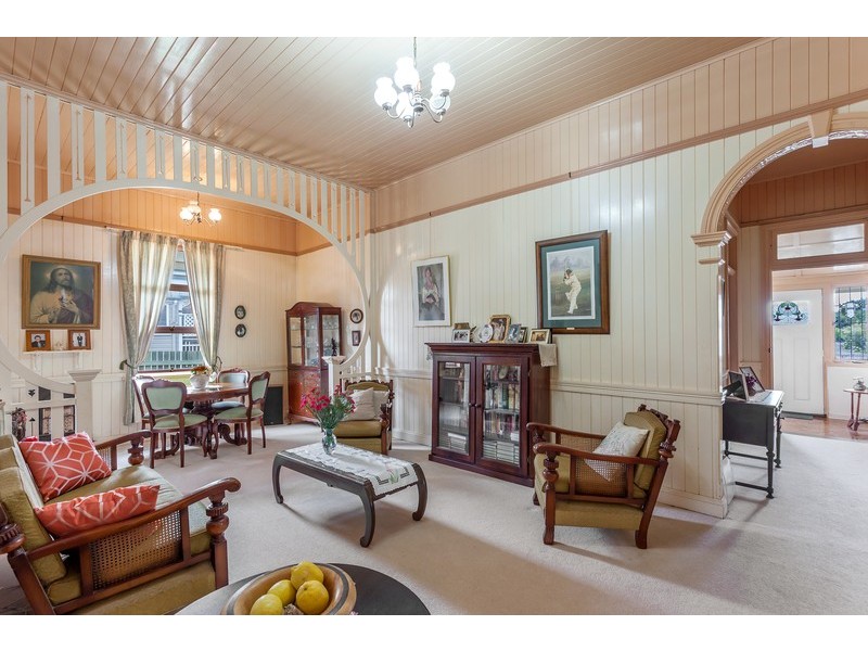 71 Bridge Street, Mount Lofty QLD 4350