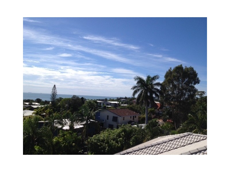 42 Booth Avenue, Tannum Sands QLD 4680