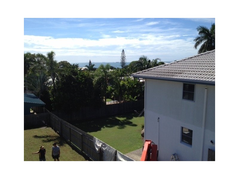 42 Booth Avenue, Tannum Sands QLD 4680