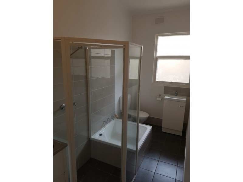 4/24 Hughes Avenue, Henley Beach SA 5022