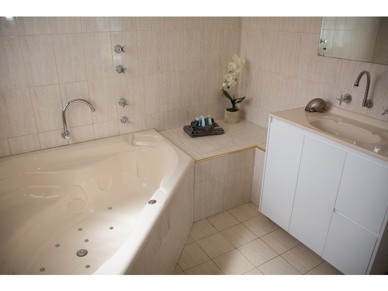 119 Walmer Avenue, Sanctuary Point NSW 2540