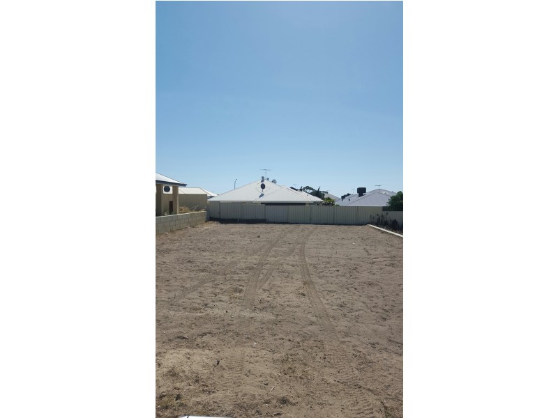 13 Karralea Way, Pearsall WA 6065