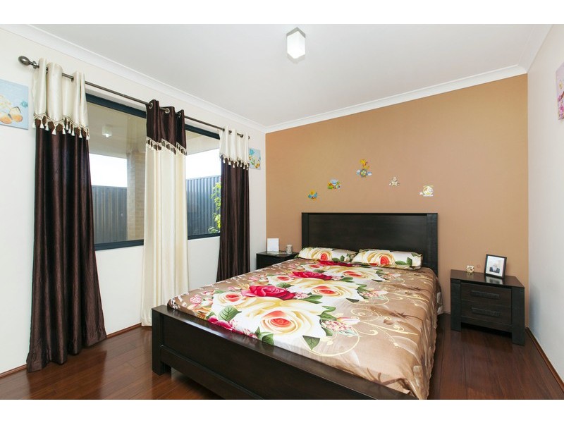 10  Huntington Parkway, Landsdale WA 6065