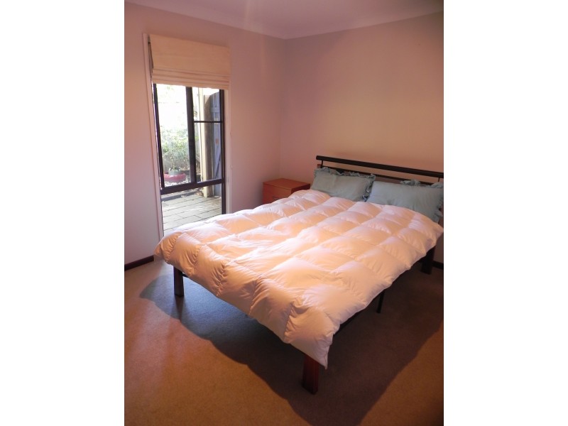 1/52 Forrest Rd, Margaret River WA 6285