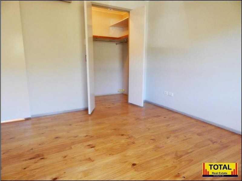 33 Brittainy Street, Petrie QLD 4502