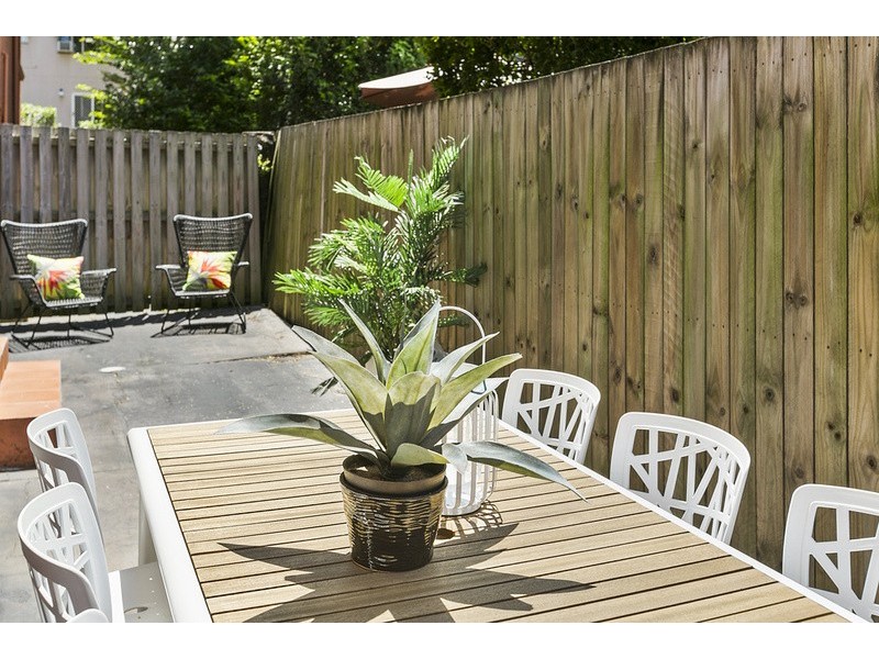 61 Westerham Street, Taringa QLD 4068