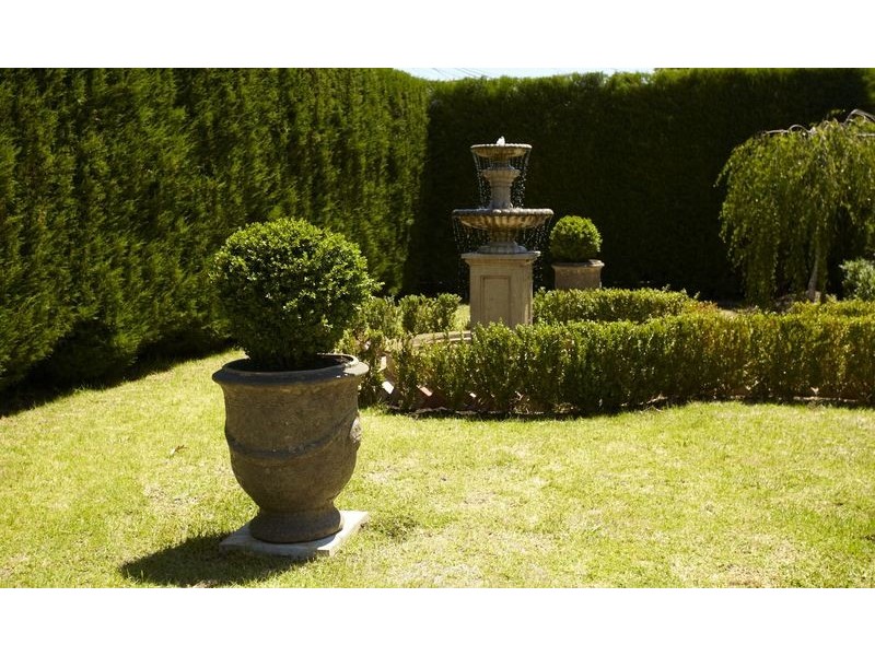 1/106 Crookston, Reservoir VIC 3073