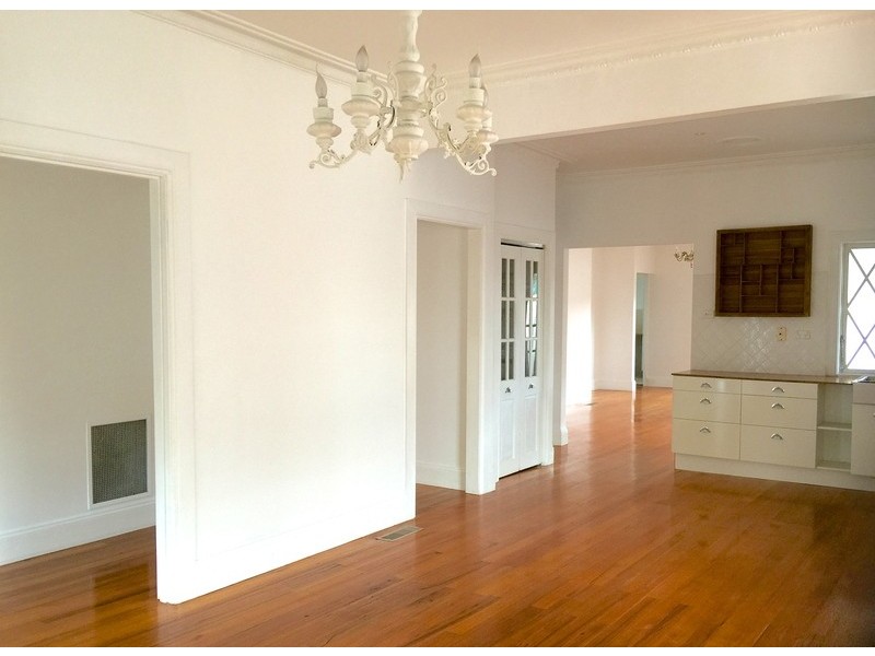 1/106 Crookston, Reservoir VIC 3073