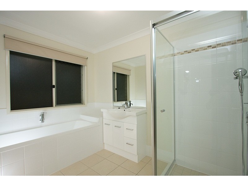 2/12 STOCKPORT Street, Acacia Ridge QLD 4110