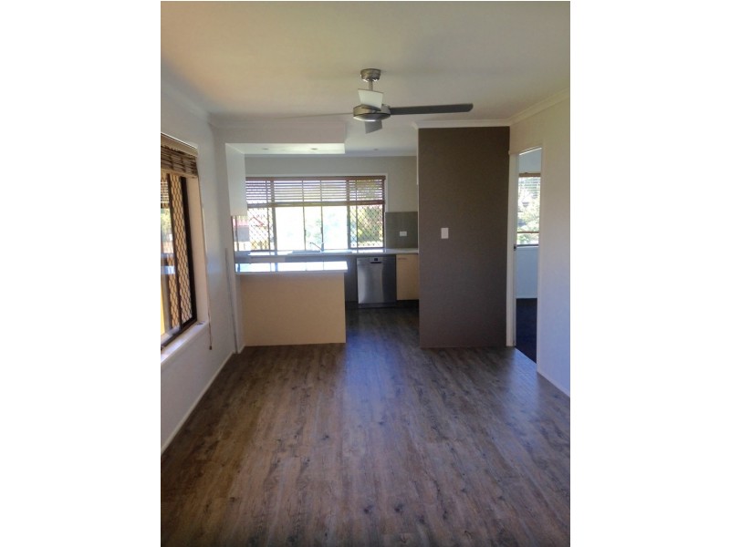 2/82 Parnki Parade, Palm Beach QLD 4221