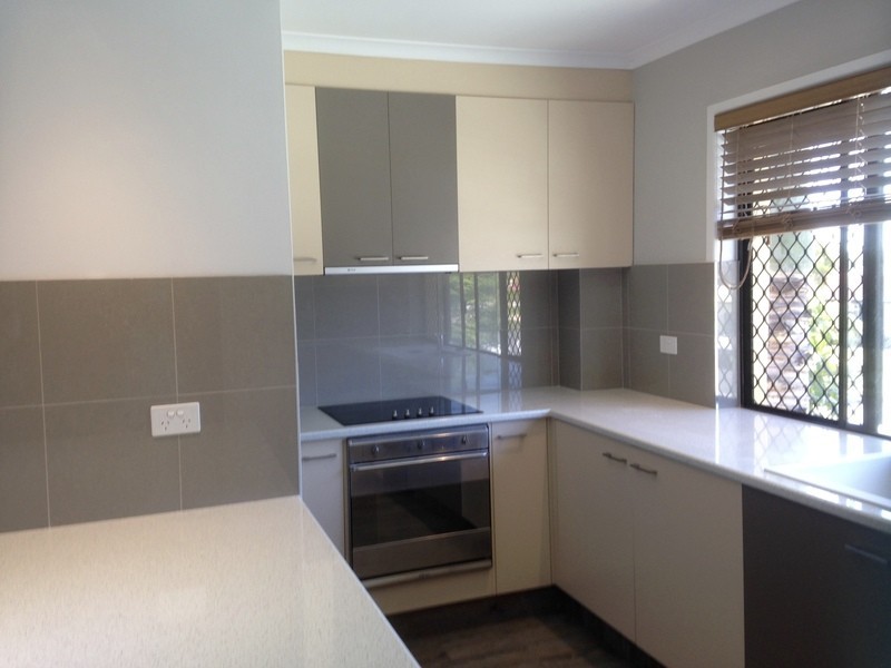 2/82 Parnki Parade, Palm Beach QLD 4221