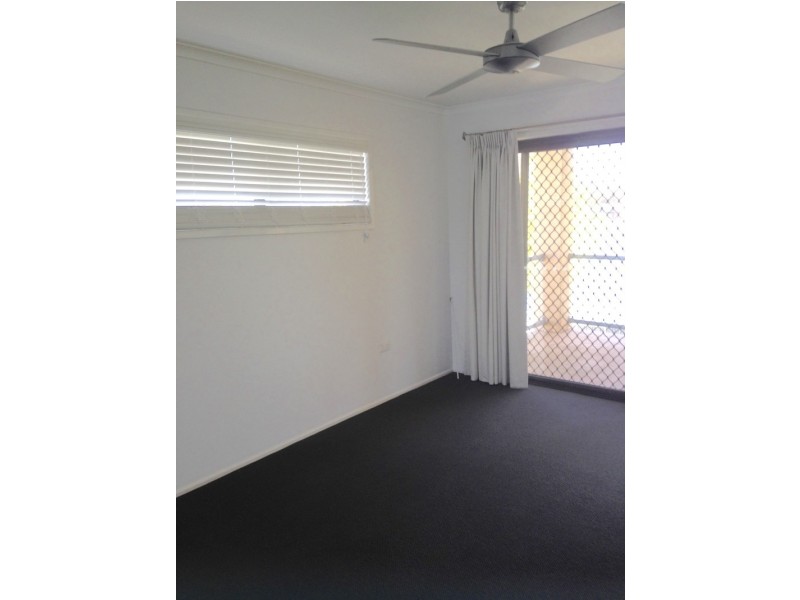 2/82 Parnki Parade, Palm Beach QLD 4221