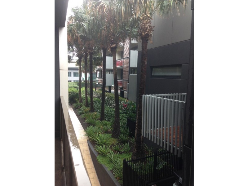 206/16 Pickles Street, Port Melbourne VIC 3207