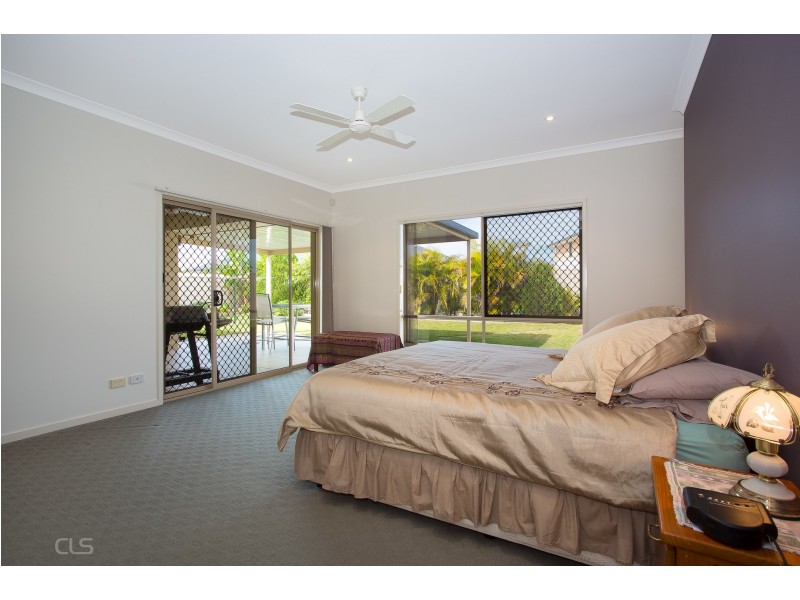 37 Raptor Parade, Banksia Beach QLD 4507