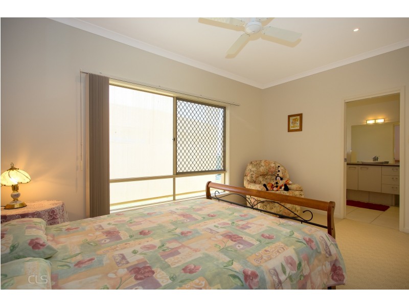 37 Raptor Parade, Banksia Beach QLD 4507