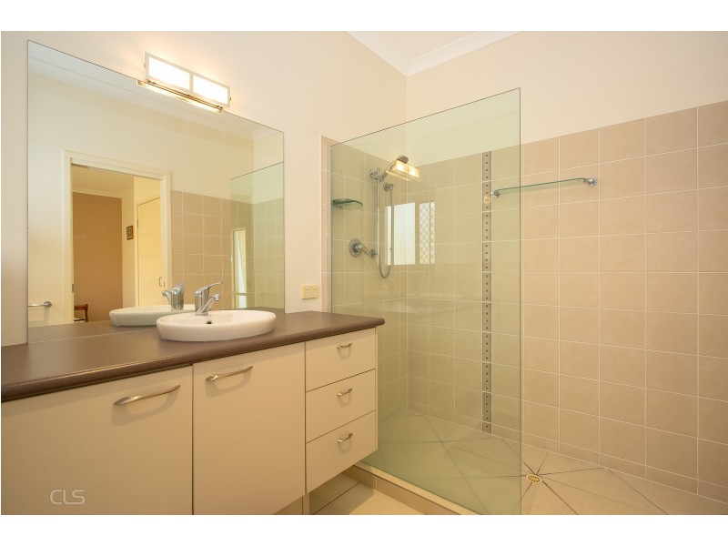 37 Raptor Parade, Banksia Beach QLD 4507