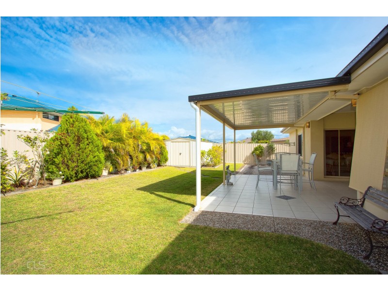 37 Raptor Parade, Banksia Beach QLD 4507